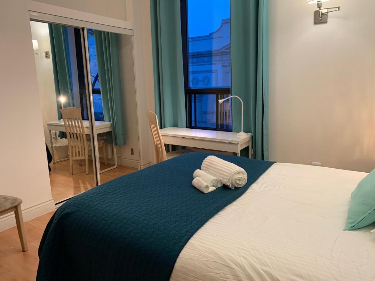 Chambres El Mediterraneo Rooms Montreal Bagian luar foto