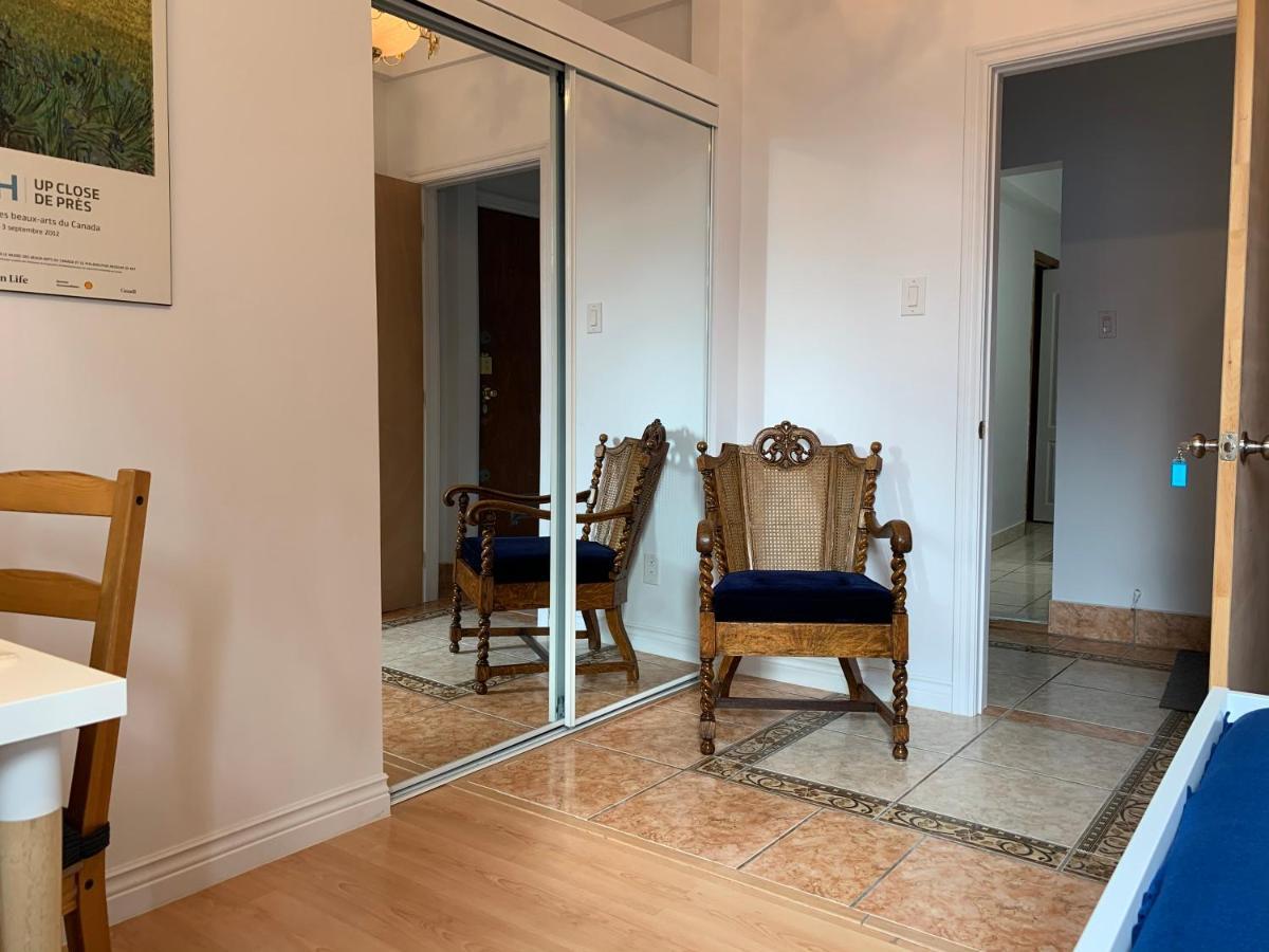 Chambres El Mediterraneo Rooms Montreal Bagian luar foto