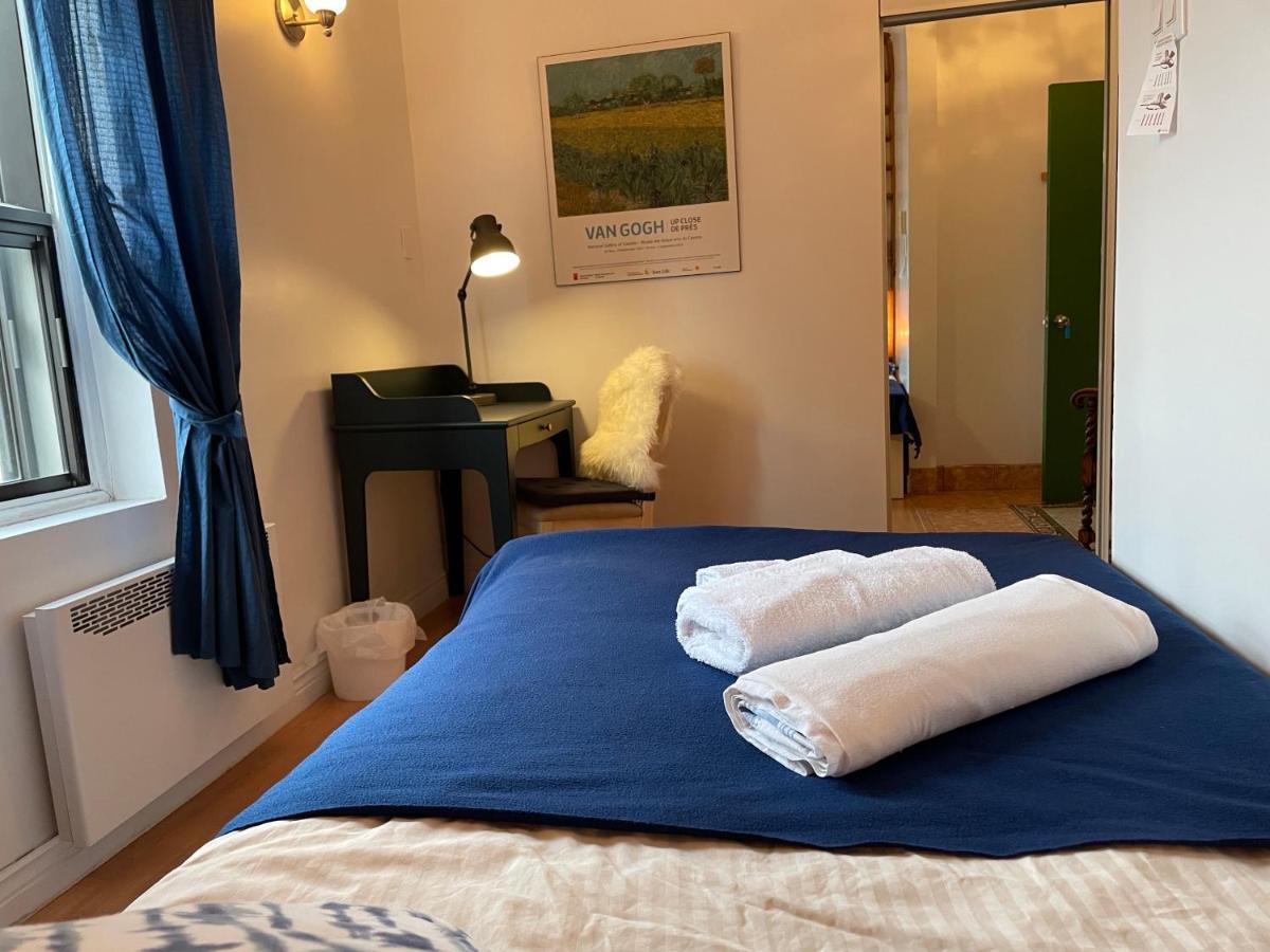 Chambres El Mediterraneo Rooms Montreal Bagian luar foto