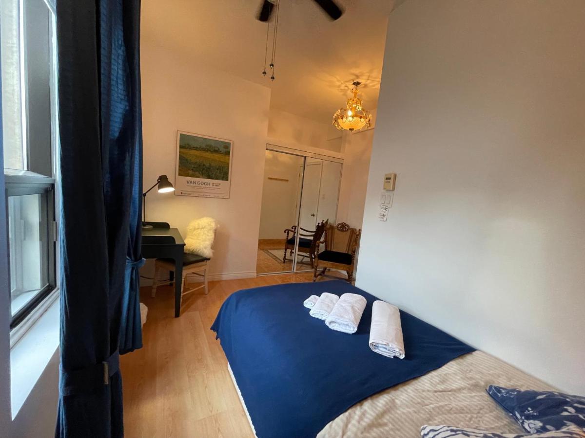 Chambres El Mediterraneo Rooms Montreal Bagian luar foto