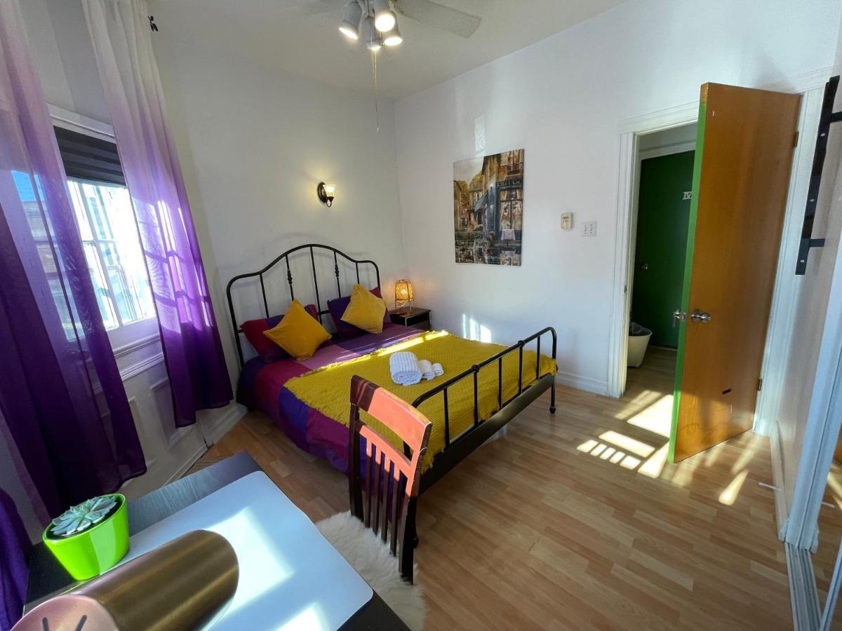 Chambres El Mediterraneo Rooms Montreal Bagian luar foto